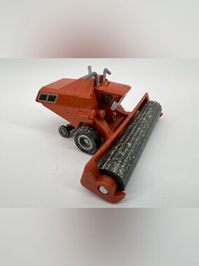 DISNEY PIXAR CARS DELUXE FRANK 1:55 Diecast Mega Size Race O Rama Harvester